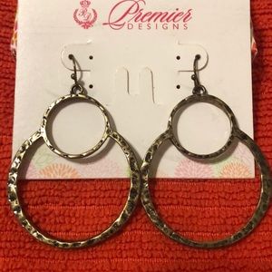 Premier Designs “Jane” Earrings